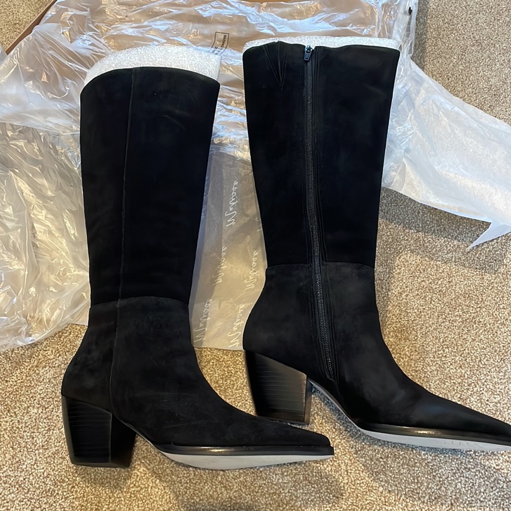NWT The Perfect Black suede boots - Picture 7 of 12